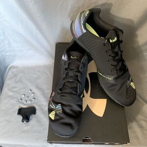 Under Armour Kick Distance Spike, Black, Men's 11